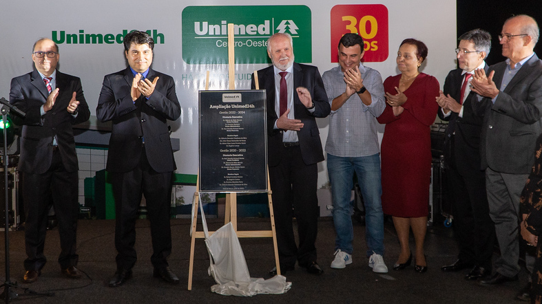 Unimed Centro-Oeste comemora 30 anos com inauguração da ampliação do Unimed 24h 