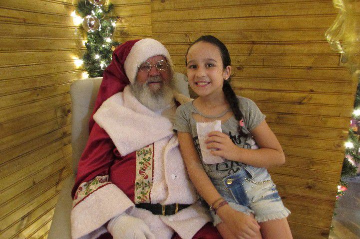 Santos Dumont recebe Papai Noel com festa