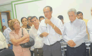 Muitas pessoas estiveram presentes na inauguração