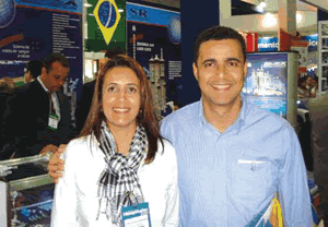Gláucia Marinho e Alessandro Marinho na 17ª feira hospitalar