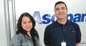 Patrícia Rabelo coordenadora do programa e Rodrigo Marinho, representante da Ascipam