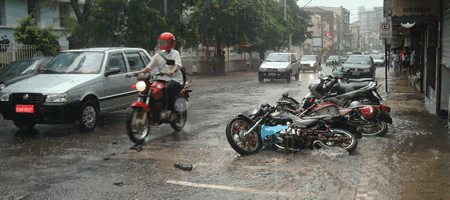 Um temporal abre discussão na cidade: onde está o problema?