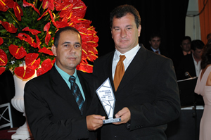 Oscar Puycerves, Logoplaste, e José Cornélio, Diretor Administrativo