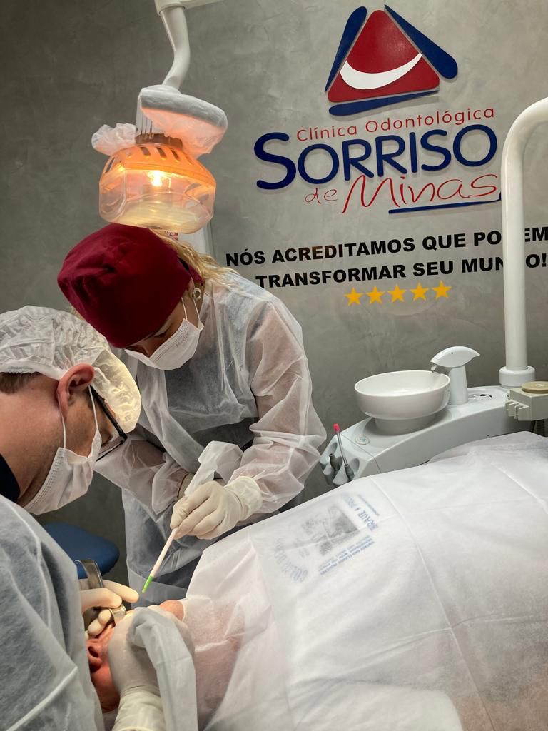 Clínica Sorriso de Minas completa 15 anos de trajetória em Pará de Minas