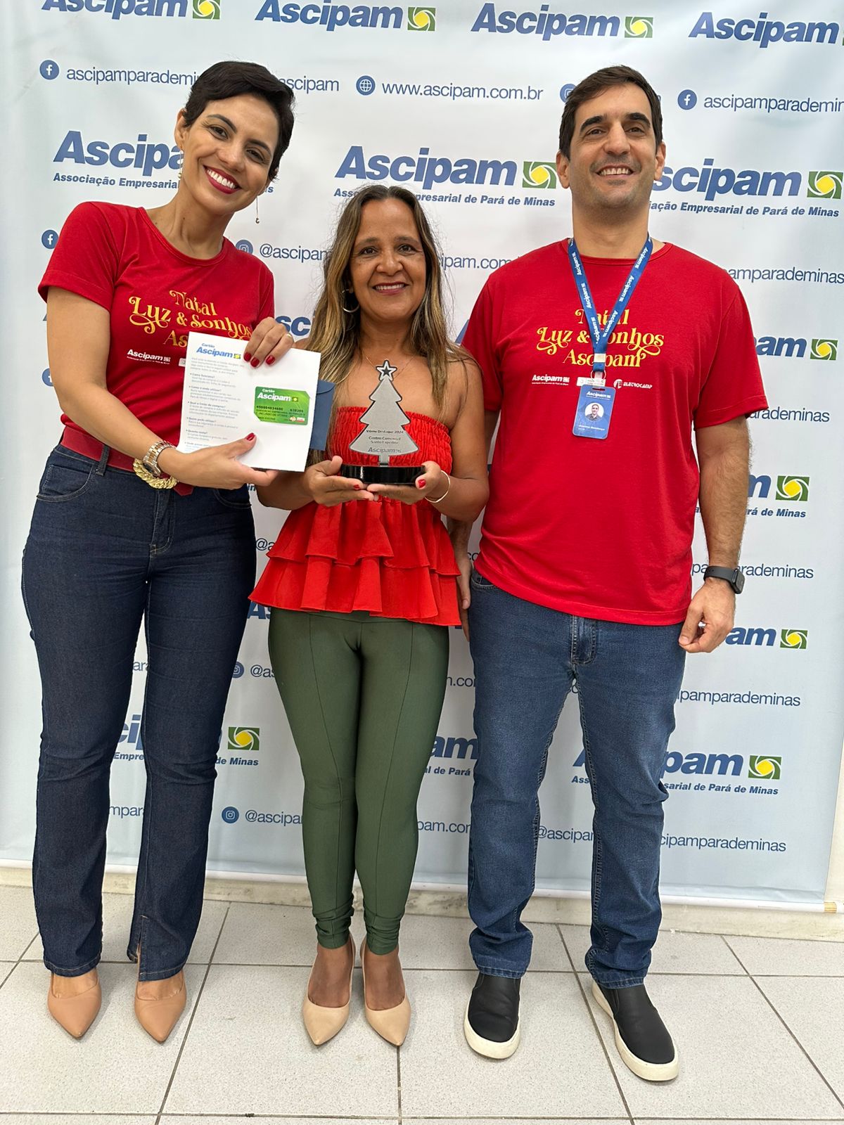 Concurso de Vitrines Ascipam 2024: Pará de Minas brilha com as vitrines mais encantadoras do Natal