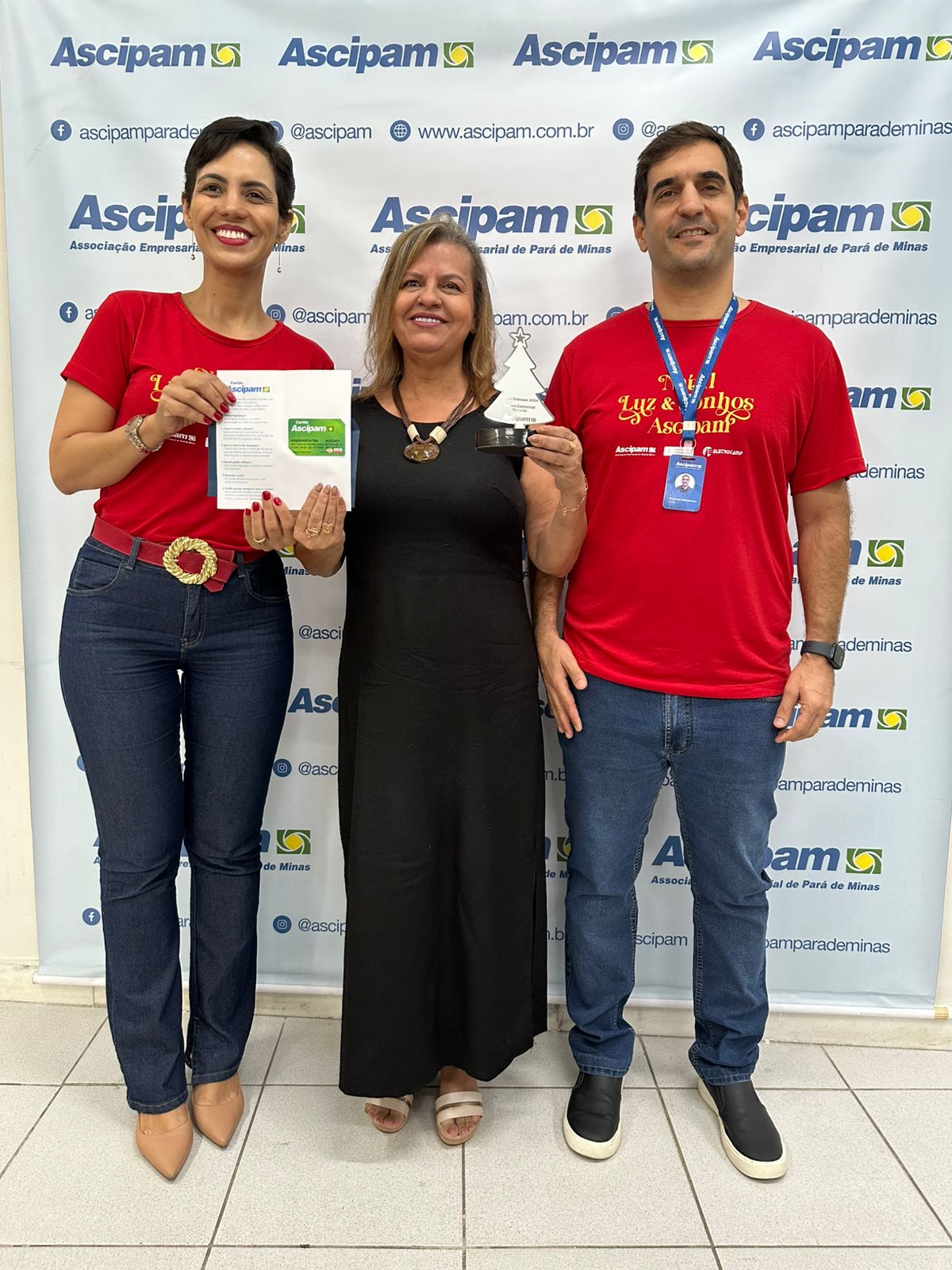 Concurso de Vitrines Ascipam 2024: Pará de Minas brilha com as vitrines mais encantadoras do Natal