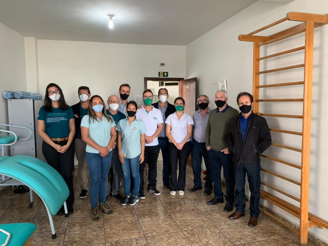 Solidariedade – Cooperativas doam sala de fisioterapia para pacientes com câncer