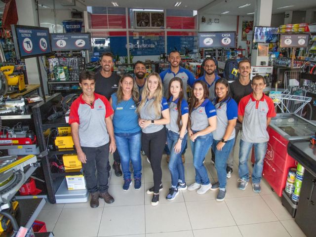 A associada Centrofer festeja 15 anos no mercado de Pará de Minas