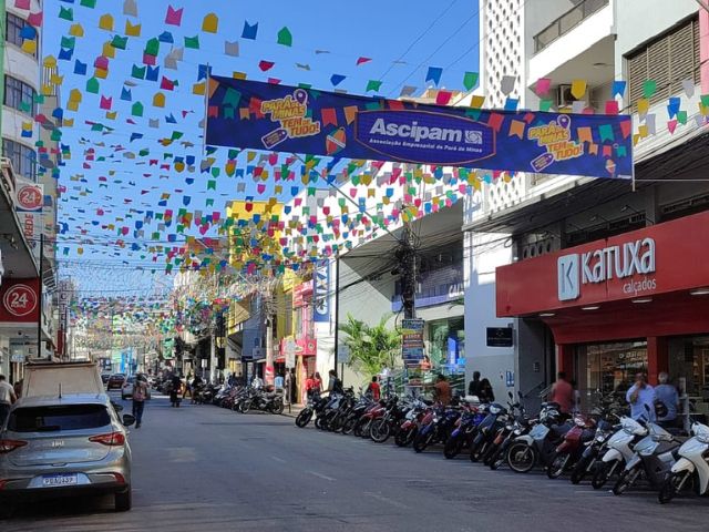 Ascipam colore as principais ruas de Pará de Minas e se prepara para os Festejos Juninos e Julinos